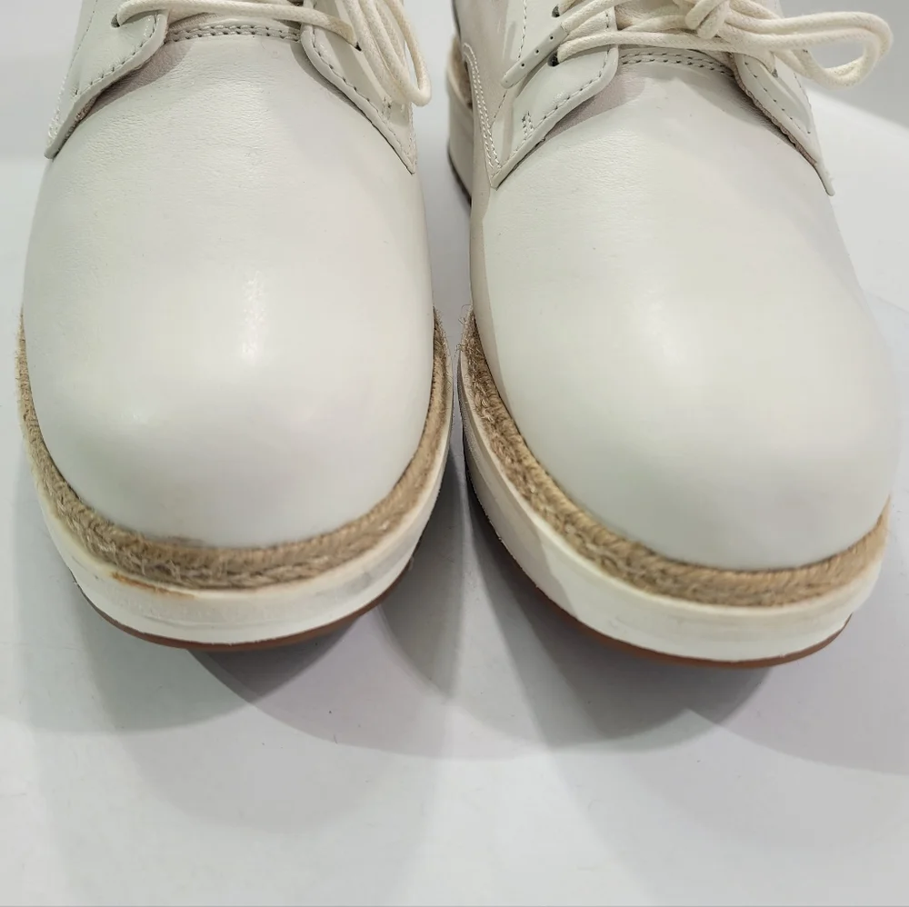Clarks Cream Leather Platform Oxfords